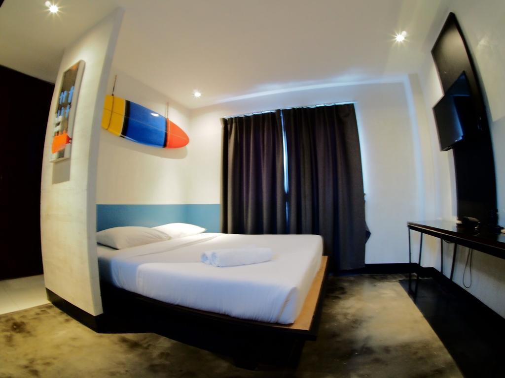 Art-C House Hotel Phuket Eksteriør billede